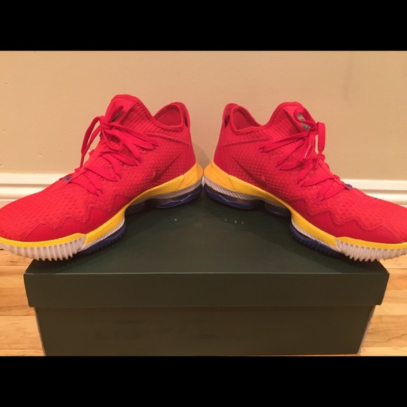 Nike Lebron XVI Low - Picture 4 of 6